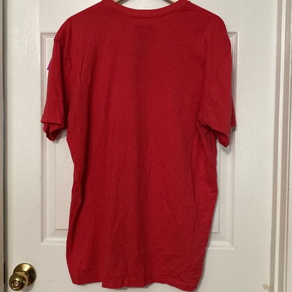 Big Belly Burger XL T-Shirt as seen in DC Comics - Picture 4 of 4